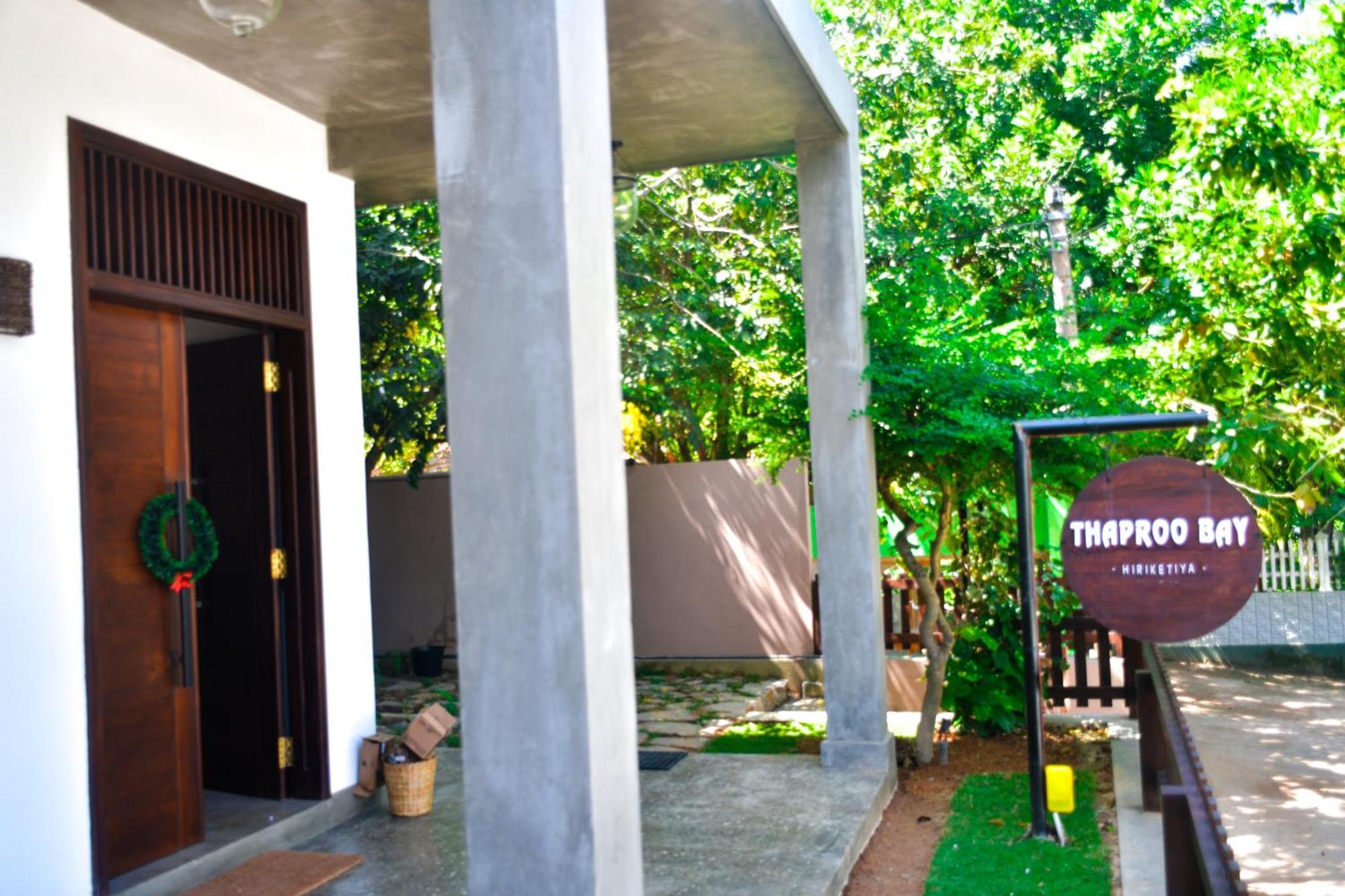Thaproo Bay Hiriketiya Bed & Breakfast Диквела Екстериор снимка